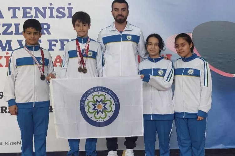 Muğla Büyükşehir masa tenisi sporcusu Türkiye 3’üncüsü oldu -