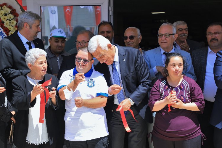 Muğla Büyükşehir, Menteşe Down Cafe’yi hizmete açtı -