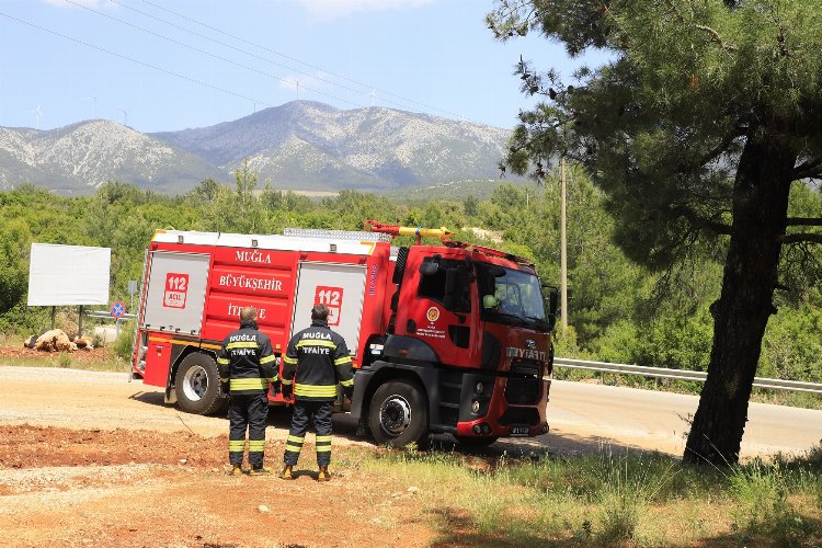 Muğla'da olası yangınlara karşı mobil ekipler görevde -