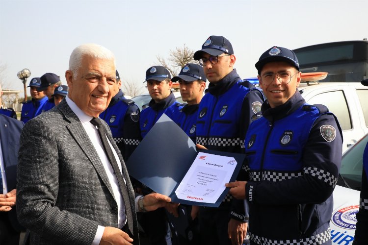 Muğla'da sürüş eğitimi alan zabıta memuruna sertifikaları verildi -