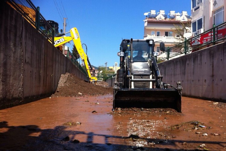 Muğla'da su temizlikleri devam ediyor 