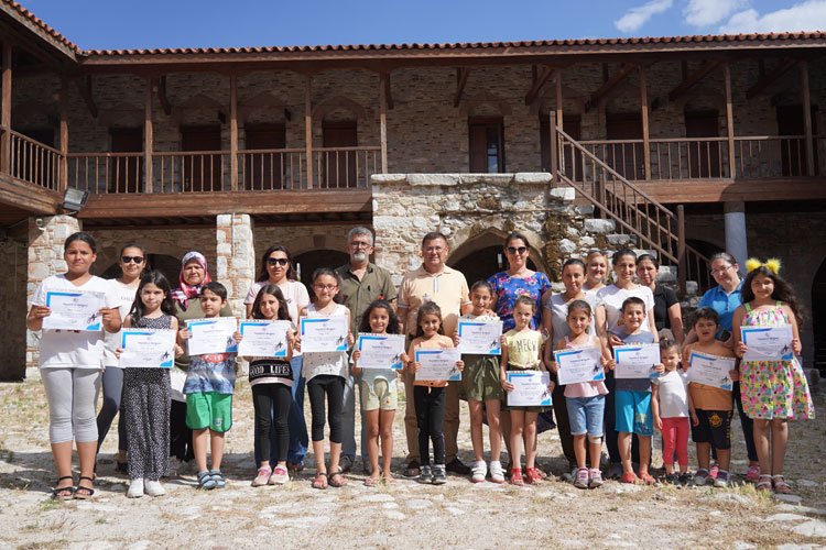 Muğla Milas'ta minik çizerler sertifikalandı -