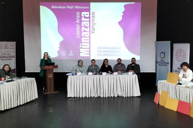 “Münakaşa Değil Münazara” finalistleri belli oldu -