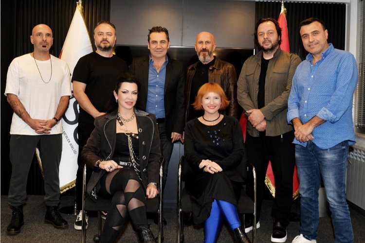 Musiki Eseri Sahipleri'nden 10 Kasım'a özel klip -