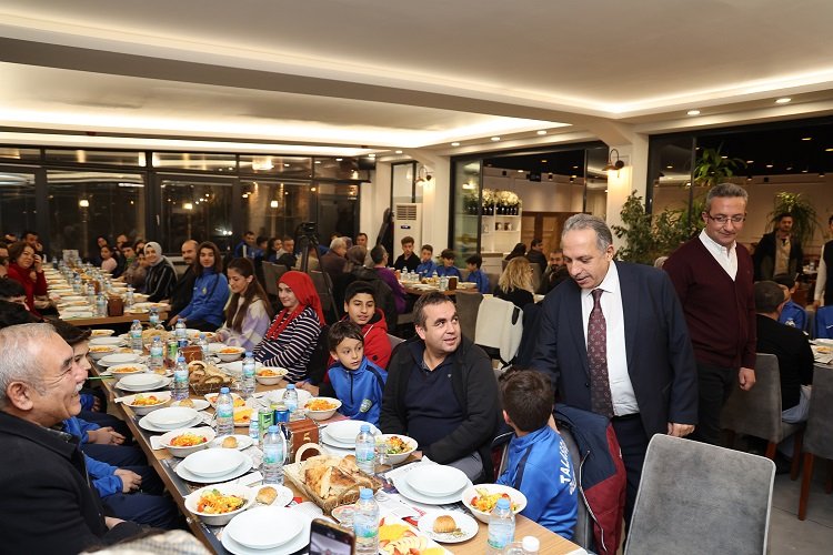 Mustafa Yalçın Genç Talas Belediyespor'u ağırladı -