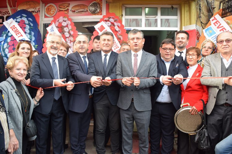 Mustafakemalpaşa'da CHP coşkusu -