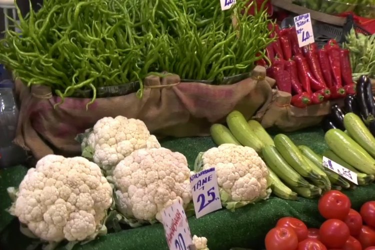 Müşterinin cebinde yangın var! Esnaf fiyatlardan şikayetçi değil... -
