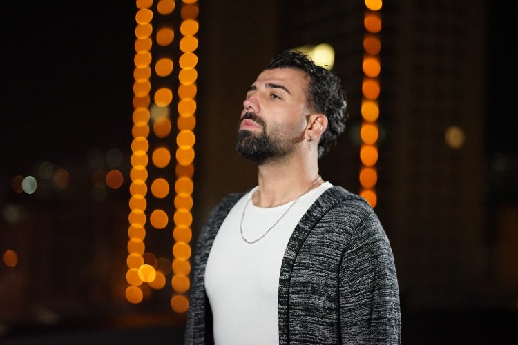 Müzik piyasasına 'Taş' gibi geliyor -