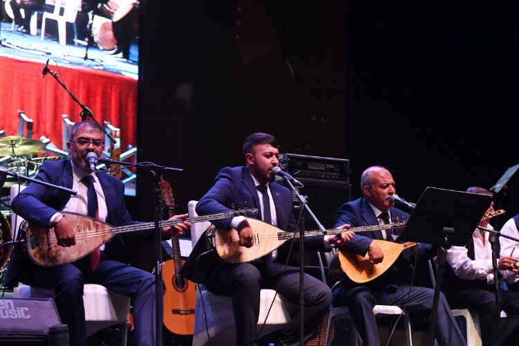 Neşet Ertaş, Kıraç ile anıldı -