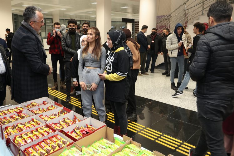Nevşehir Belediyesi'nden üniversitelilere destek -
