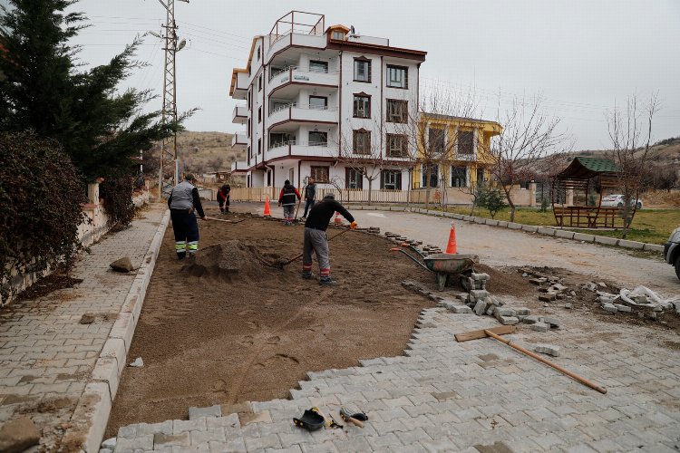 Nevşehir Belediyesi'nden bozuk yola müdahale -