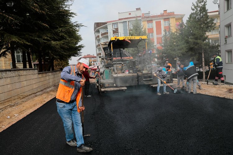 Nevşehir Belediyesi'nden Esentepe'ye asfalt atağı -