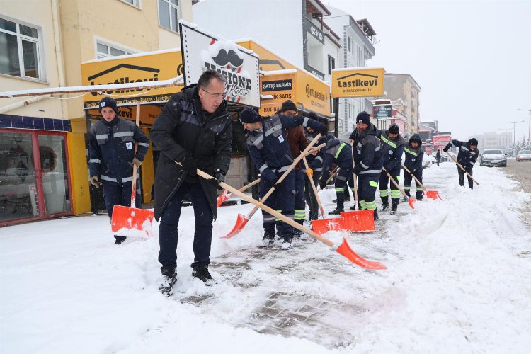 Nevşehir Belediyesi'nden karla mücadele -