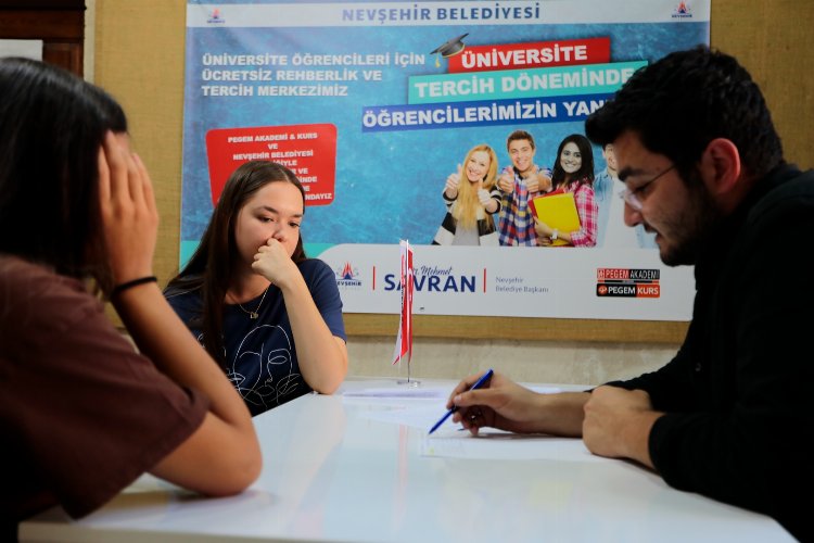Nevşehir Belediyesi'nin YKS danışmanlığına yoğun ilgi -