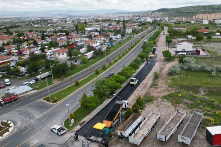 Nevşehir'de asfalt serimi tam gaz -