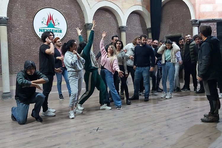 Nevşehir Şehir Tiyatrosu'ndan yeni oyun hazırlığı -