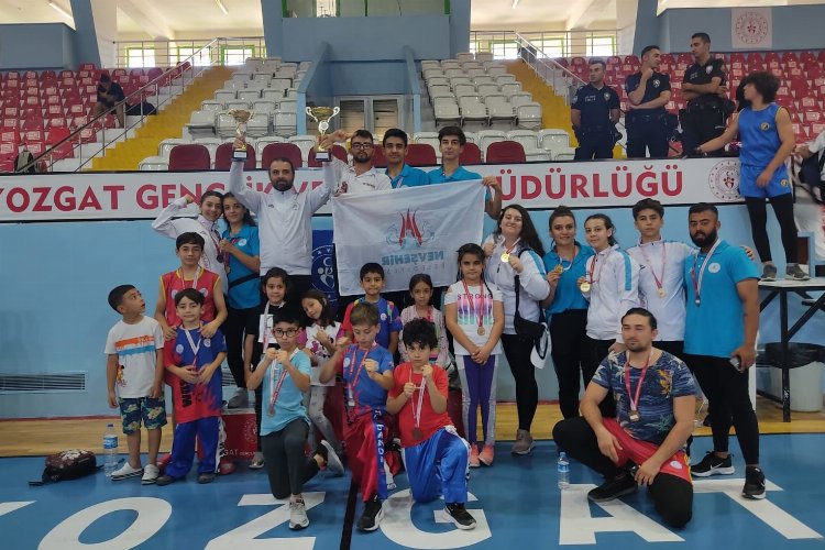Nevşehirli sporcular madalyaları topladı -