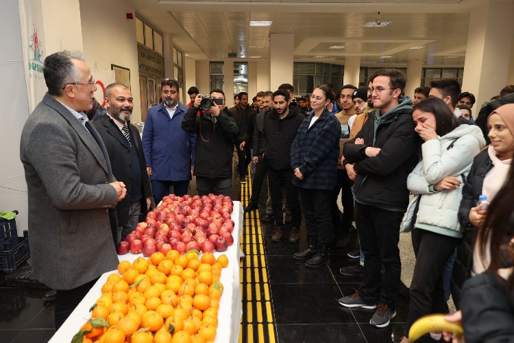 NEVÜ öğrencilerine belediyeden ikram -