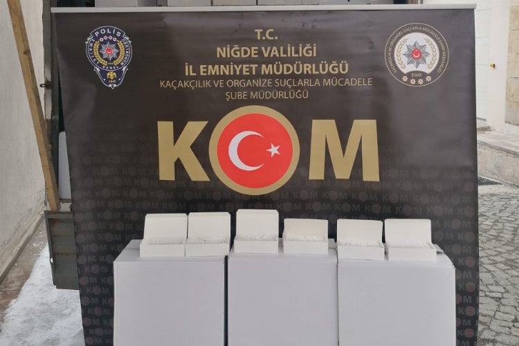 Niğde'de milyonlarca makaron ele geçirildi -