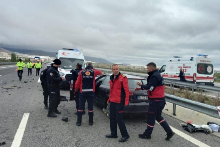 Niğde'de trafik kazası: 1'i ağır 4 kişi yaralı -