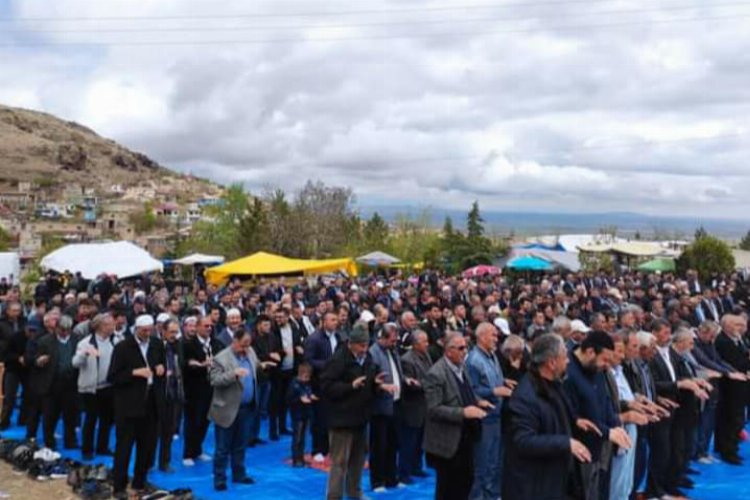 Niğde Hacıabdullah Kasabasında yağmur duası -