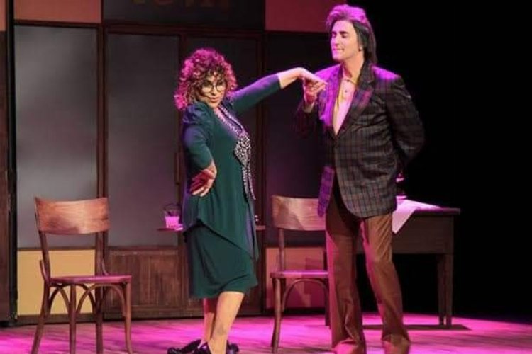 Nilgün Belgün ve Bekir Aksoy'dan 'Leyla Hanım' -