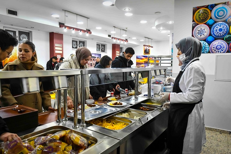 Öğrencilere ABB'den sıcak yemek desteği -