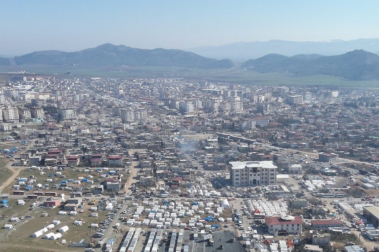 OHAL illerinde işten çıkarma yasaklandı -