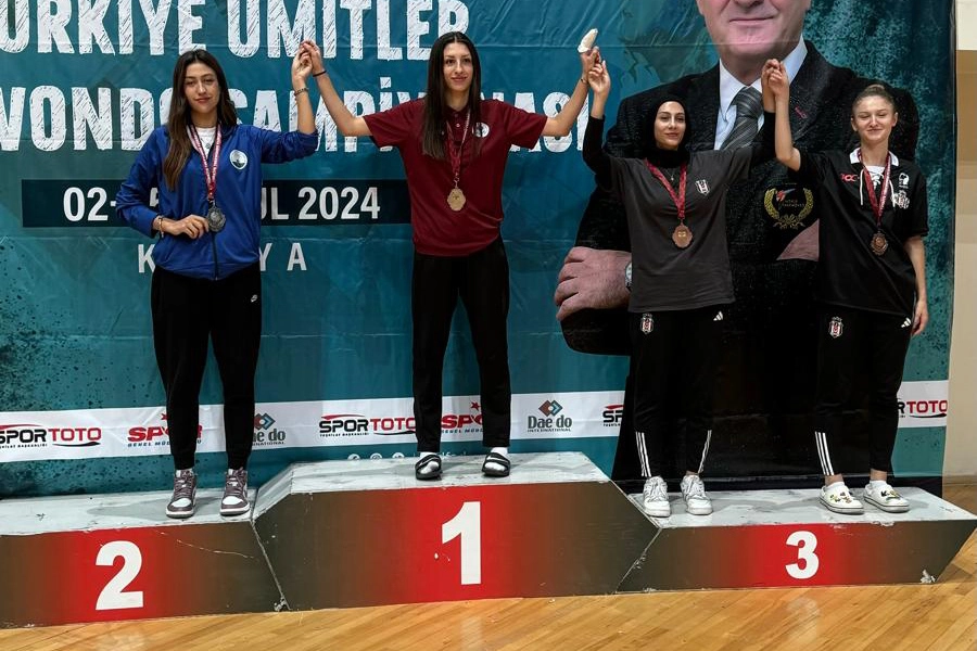 Osmangazili taekwondocu Türkiye ikincisi oldu -