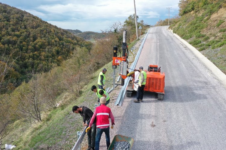 Otokorkuluklar ile Kocaeli trafiği daha güvenli -