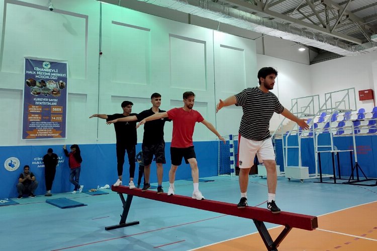 'Parkur Konya'da gençlerin hayali gerçekleşiyor -