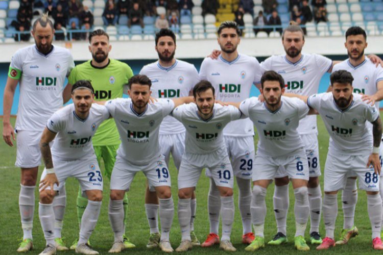 Pazarspor son maçını 1 puanla tamamladı -