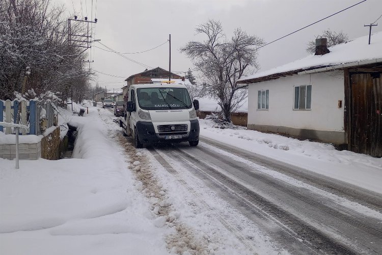 Pazaryeri beyaza büründü -