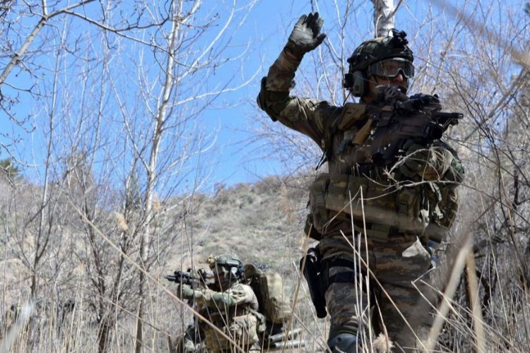 Pençe-Kilit'te 2 terörist etkisiz! -
