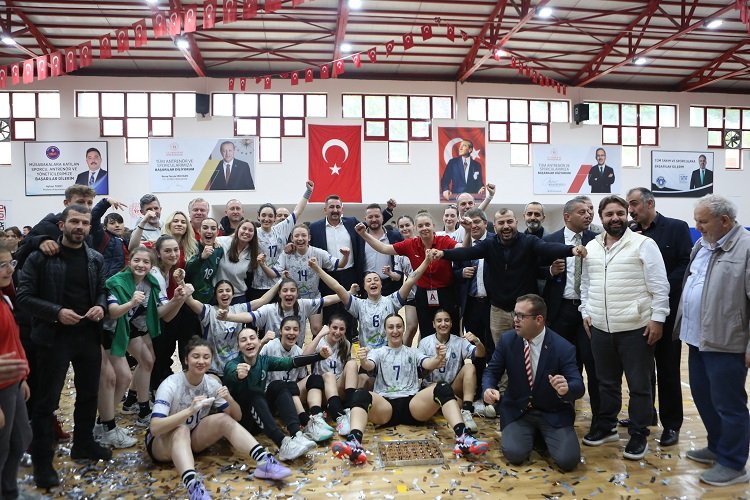 Poyraz'ın Kızları hız kesmiyor -