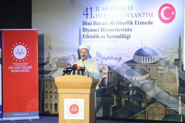 Prof. Dr. Erbaş'dan 'Diyanet Akademisi' açıklaması -