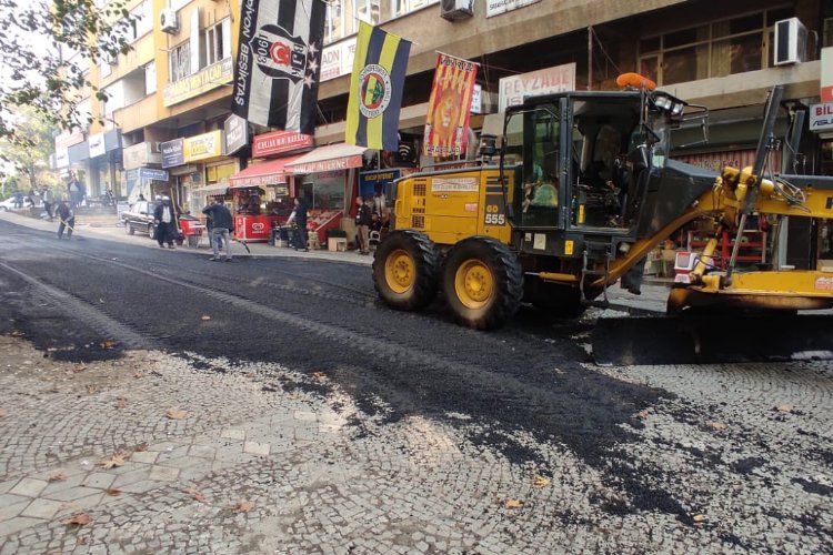 Projeyi tamamlayamayan belediye çareyi asfaltta buldu -