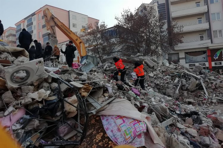 Recep Gürkan maaşını bağışladı -