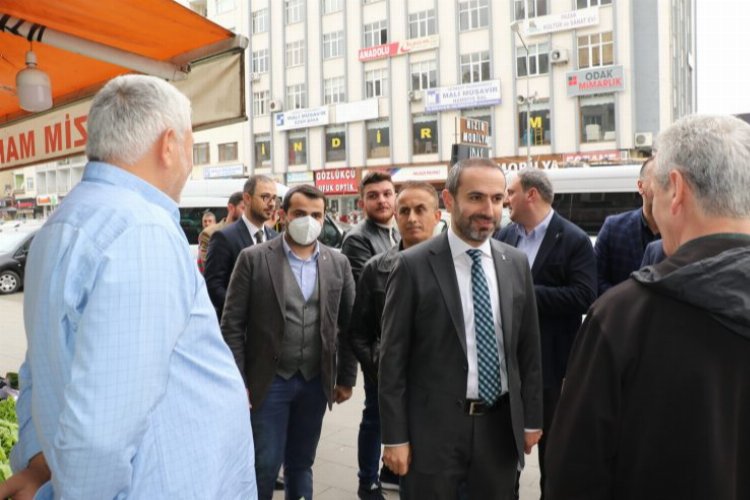 Rize AK İl Başkanı İshak Alim'den Pazar esnafına ziyaret -