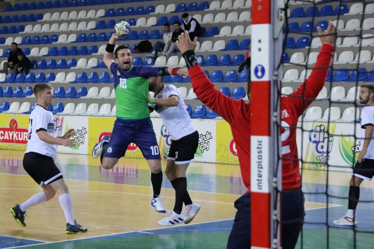 Rize Belediyespor hentbolda evinde galip -