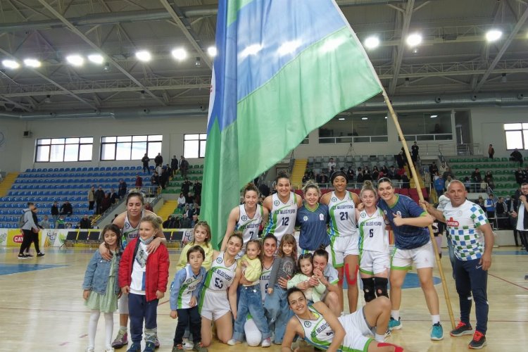Rize Belediyespor Yalova’yı potada mağlup etti -