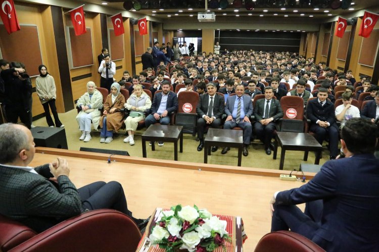 Rize'de Başkan Metin gençlerle buluşuyor -