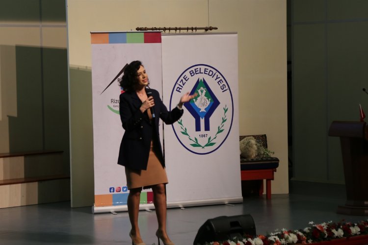 Rize'de 'sınav kaygısı' konferansı -