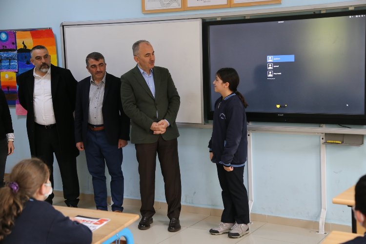 Rize'de sınıf başkanın vaadini belediye başkanı gerçekleştirdi -