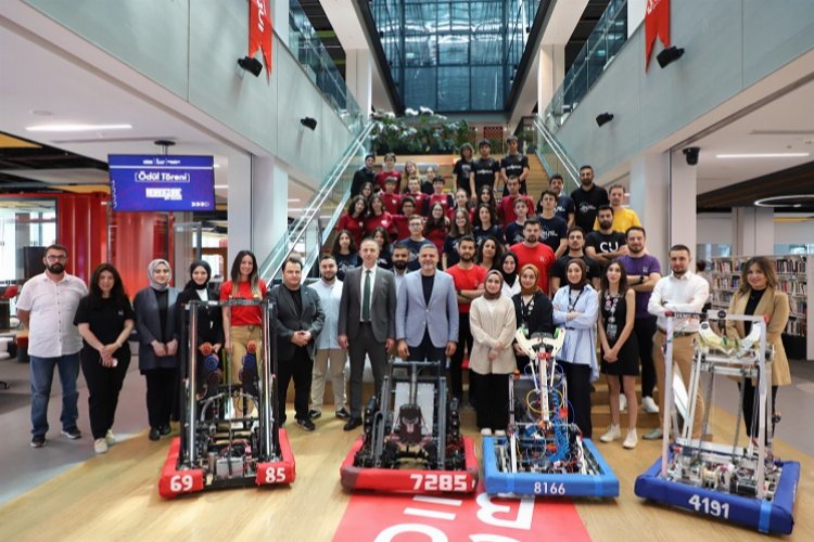 Robocube Off-Season 2023 robot yarışması gerçekleştirildi -