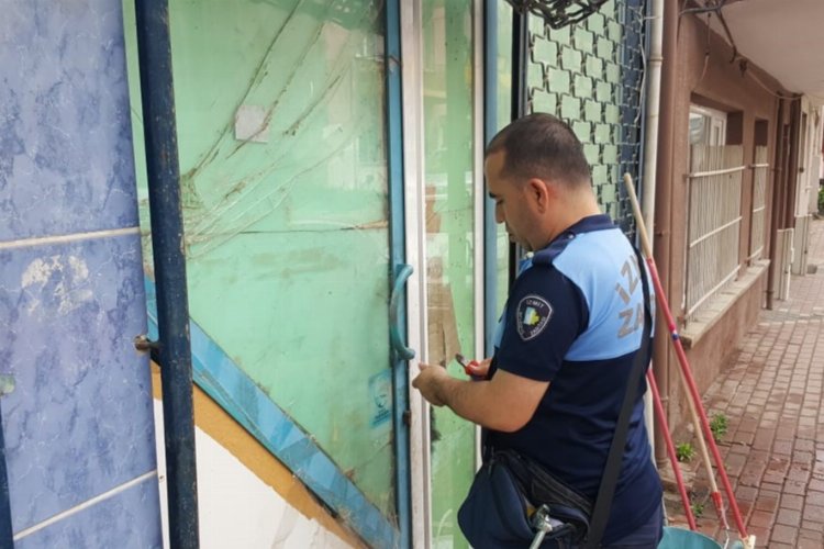 Ruhsatsız işletmeye İzmit Belediyesi'nden mühür -