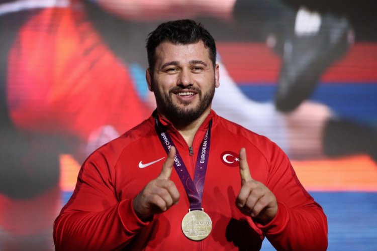 Rıza Kayaalp Avrupa Şampiyonu -