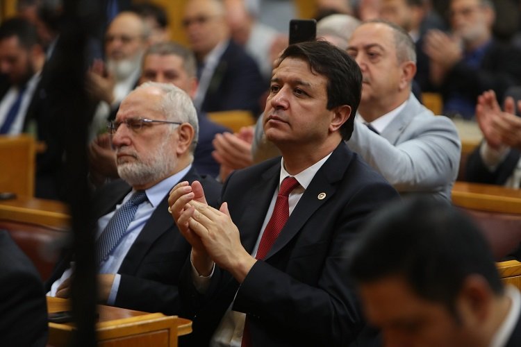 Saadetli Arıkan'dan 'gençlik' mesajı -