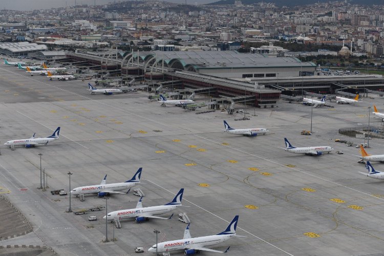 Sabiha Gökçen'den yolculara 'sis' uyarısı -