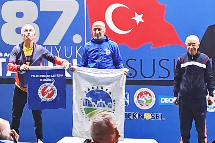 Sakarya atletizmde şampiyonluğu kaptırmadı -